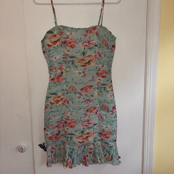GUESS Floral Body-con Dress - Picture 1 of 3